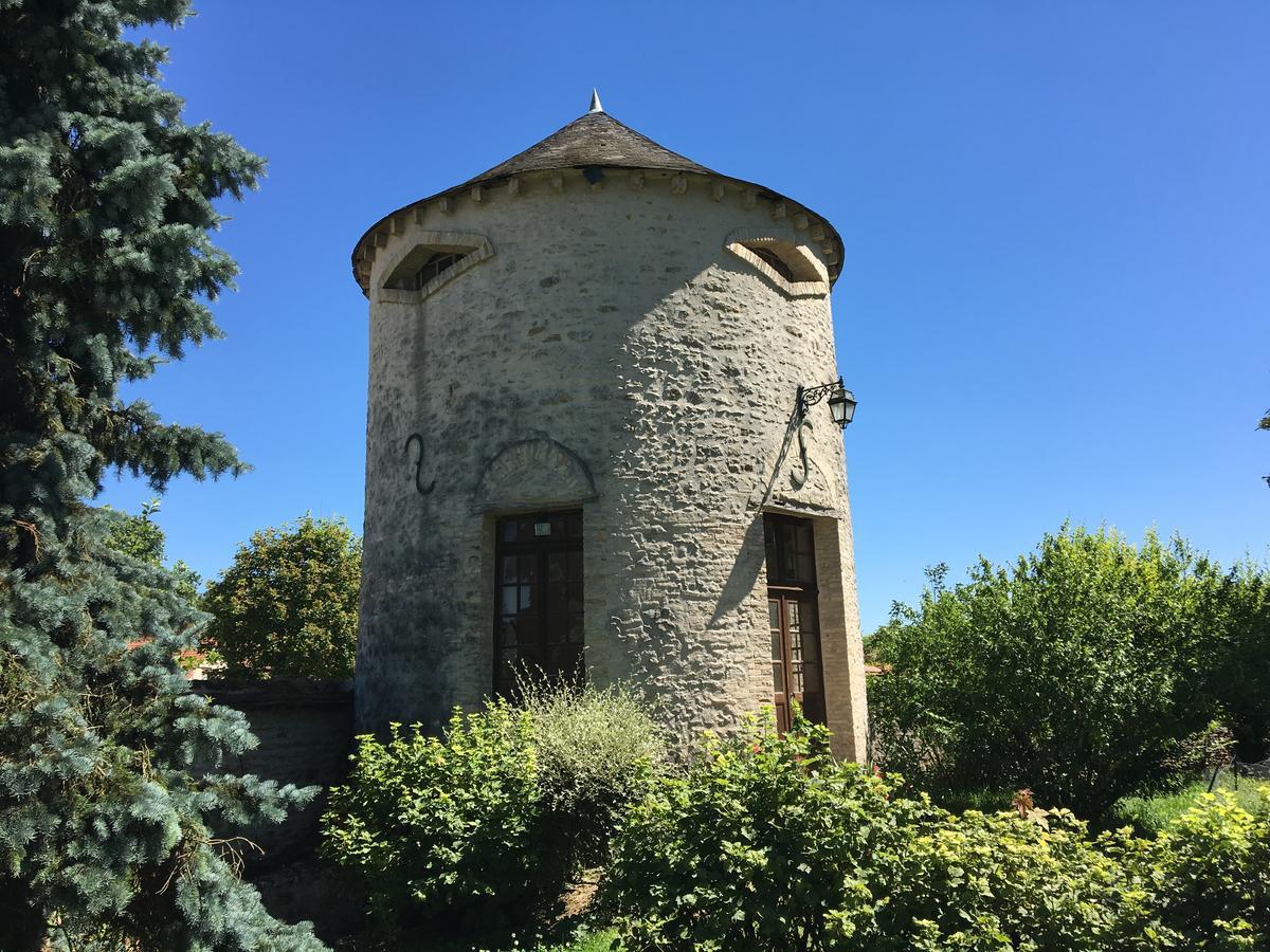 Chateau De Montabert Montaulin Exterior photo